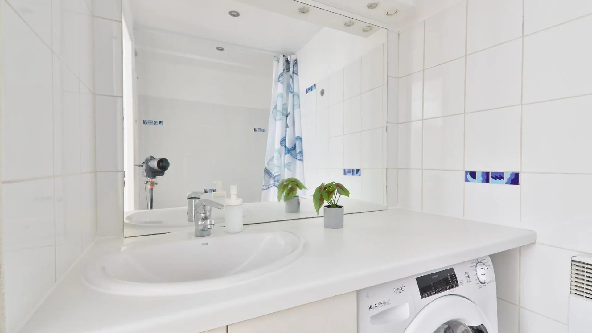 Апартаменты Quartier Chatelet Les Halles 2 Free Netflix *